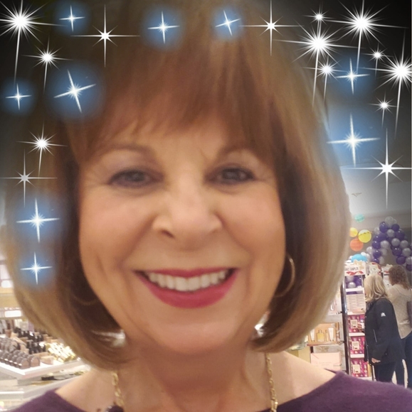 Meet your Posher, Maria victoria - Picture 1 of 1